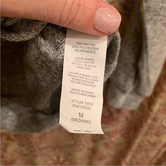 {AMBIANCE} Grey Soft Hoodie NWT - Picture 4 of 6